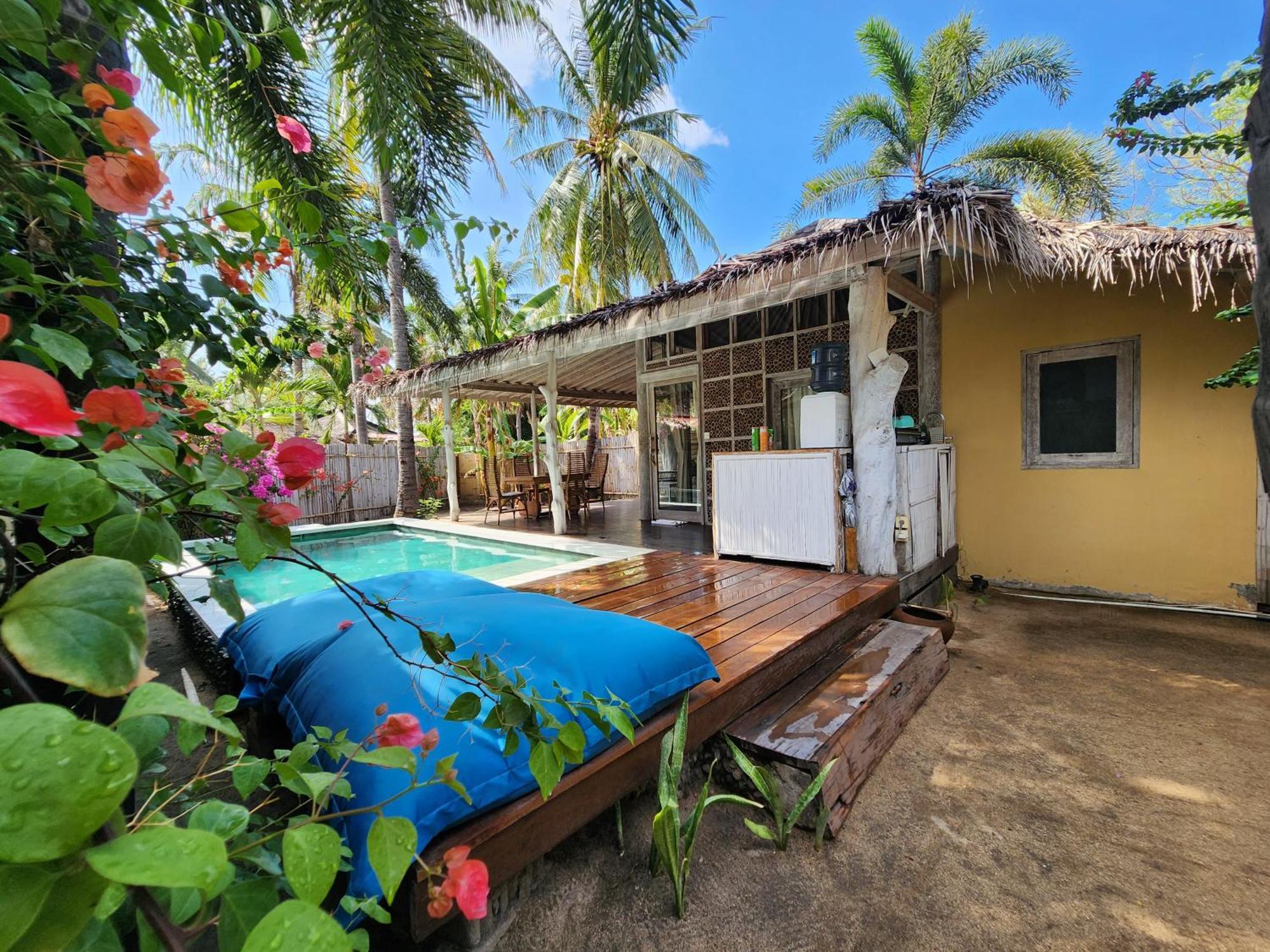 Bamboo Lodge Gili Trawangan Exterior photo